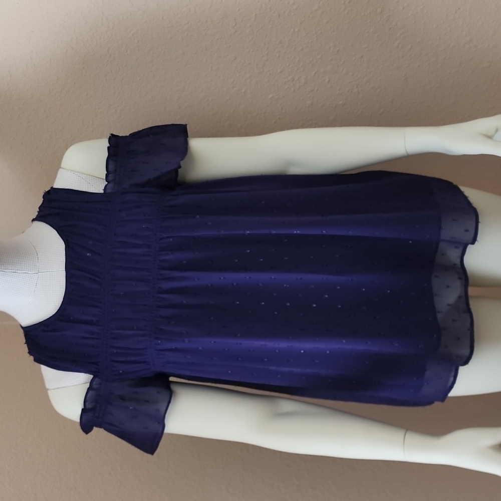 Michael kors beautiful blouse, size xs , brand new.
